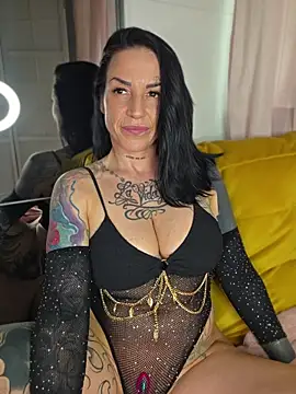 EmilyDiazofficial's sex show image EmilyDiazofficial's sex show image