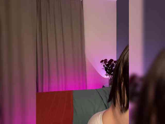 Изображение секс-шоу модели Businkaa Изображение секс-шоу модели Businkaa