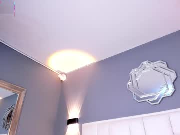 samanthaa_22_'s sex show image