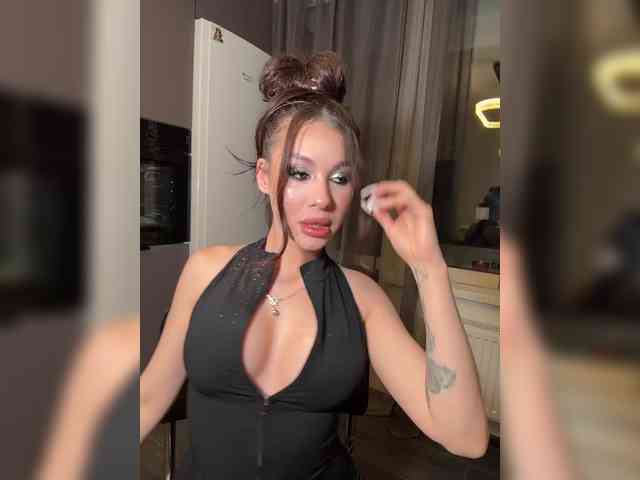 Изображение секс-шоу модели jamaykaa Изображение секс-шоу модели jamaykaa