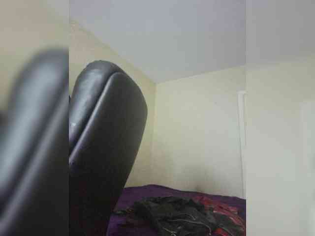 Twin-kle's sex show image