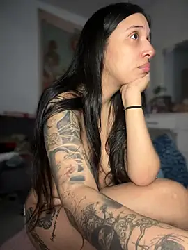 kiaraglam2's sex show image