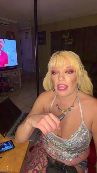 Kloie's sex show image