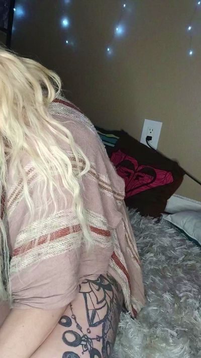 Kloie's sex show image