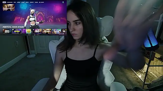 angiefae's sex show image