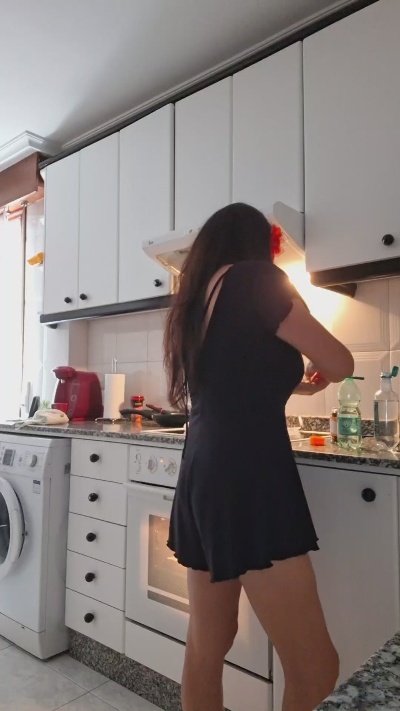 MisLaraM's sex show image