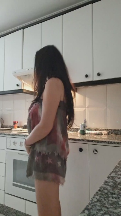 MisLaraM's sex show image
