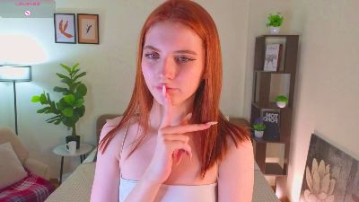 Изображение секс-шоу модели EmileeTrantham