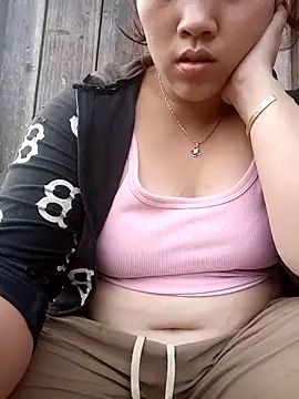 Изображение секс-шоу модели miumiu_00 Изображение секс-шоу модели miumiu_00