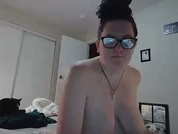 fuzzypeaches87's sex show image