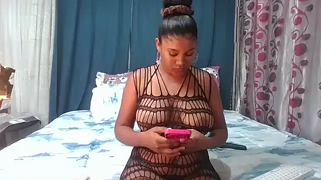 Lilmisskay18's sex show image