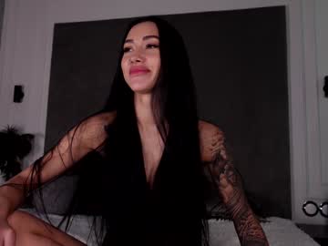 miladenver's sex show image
