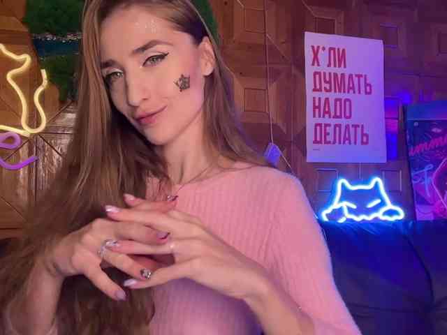 CandyBoom's sex show image