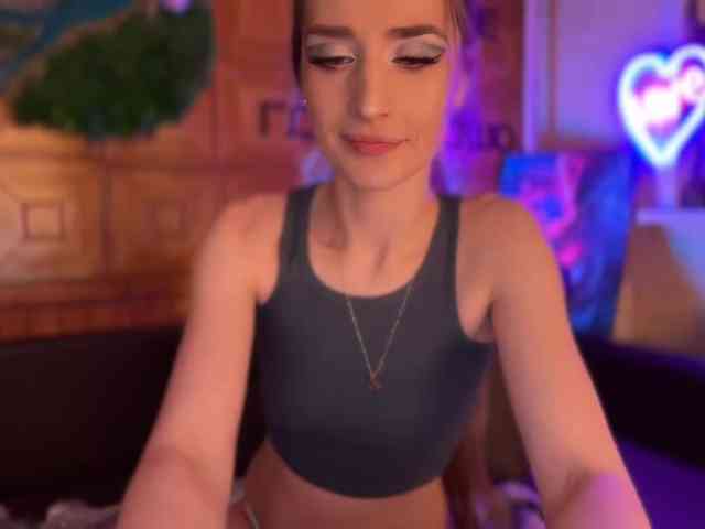 CandyBoom's sex show image