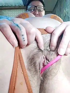 Изображение секс-шоу модели Holly-69