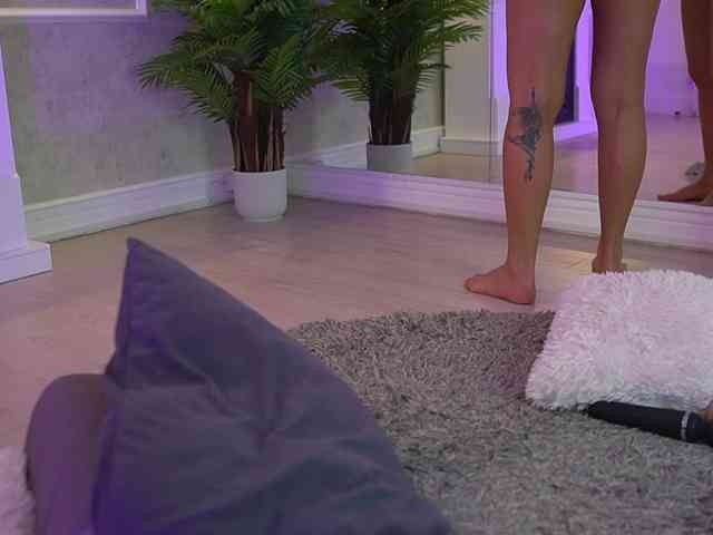 MyaBlack's sex show image