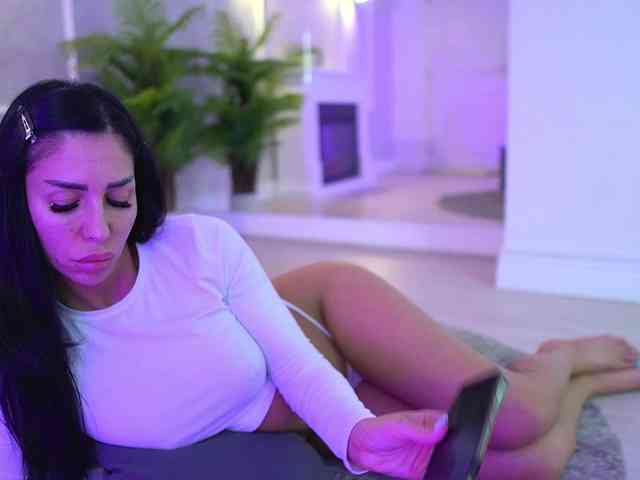 MyaBlack's sex show image