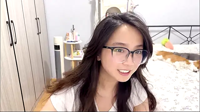 Изображение секс-шоу модели Hmm_0303