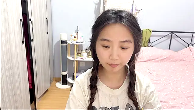 Изображение секс-шоу модели Hmm_0303