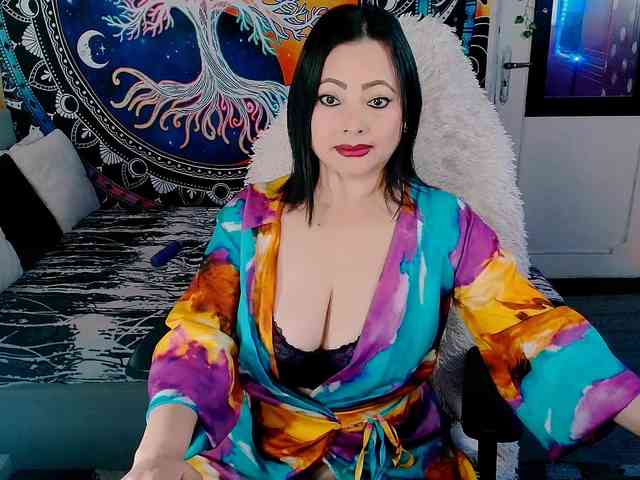 Indica's sex show image Indica's sex show image