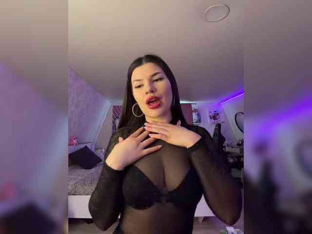 -MaybeBaby-'s sex show image