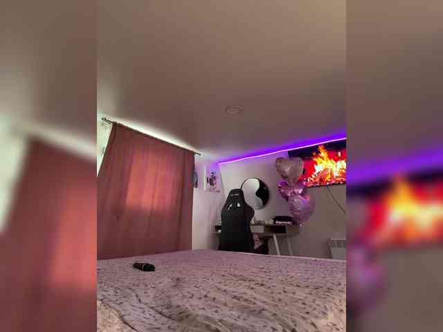 Sexshow-Bild von -MaybeBaby-