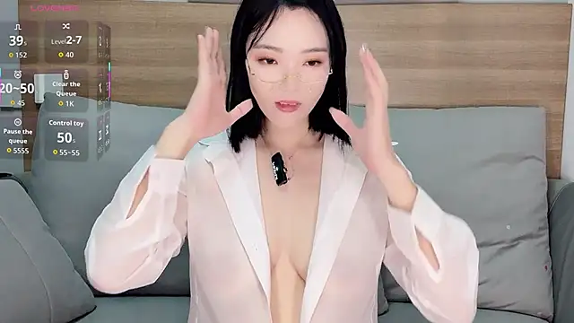 Изображение секс-шоу модели upoo7lt Изображение секс-шоу модели upoo7lt