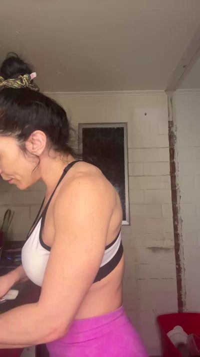 Kattefit's sex show image