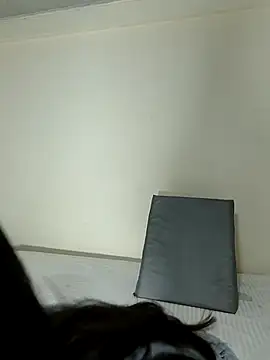 Изображение секс-шоу модели saasha_Petit