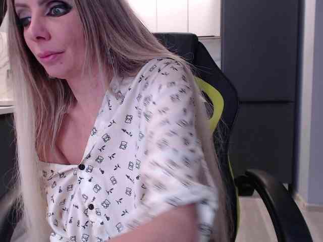 blondalina's sex show image blondalina's sex show image