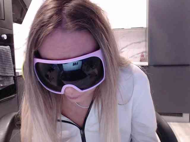 Изображение секс-шоу модели blondalina