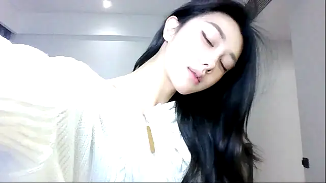 MedeLineayr's sex show image