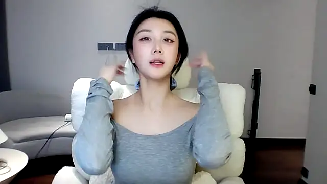 MedeLineayr's sex show image