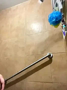 xocrybaby's sex show image