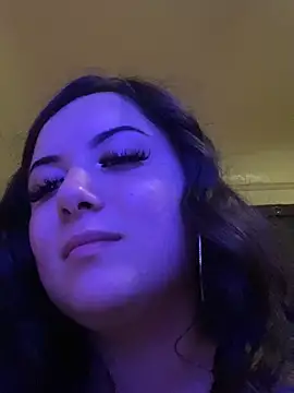 xocrybaby's sex show image