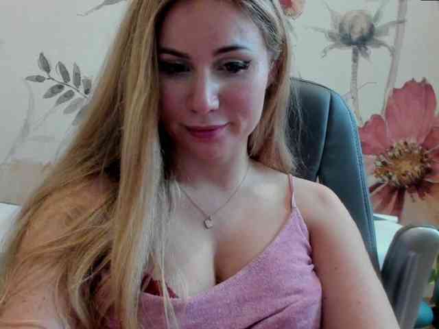 SweetMirande's sex show image