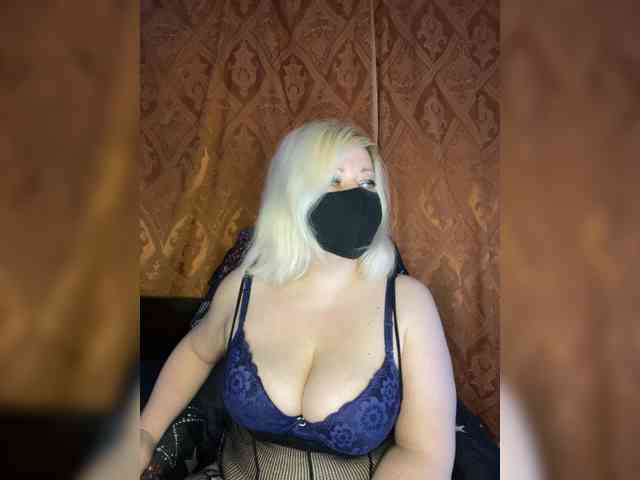 yana38a's sex show image