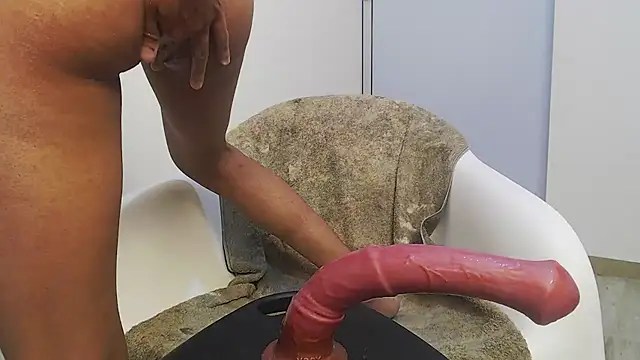 Big_fisting_ass's sex show image