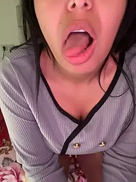 Doha-38's sex show image