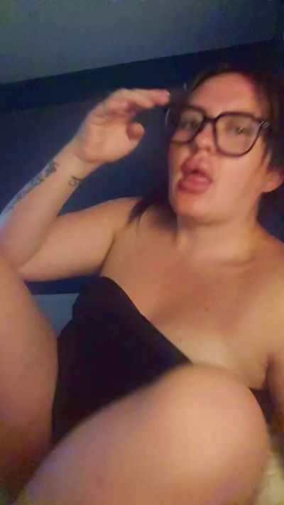Wetwipeanddry's sex show image