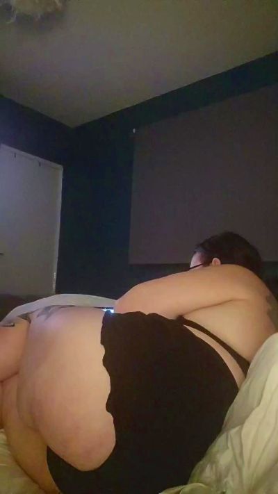 Wetwipeanddry's sex show image