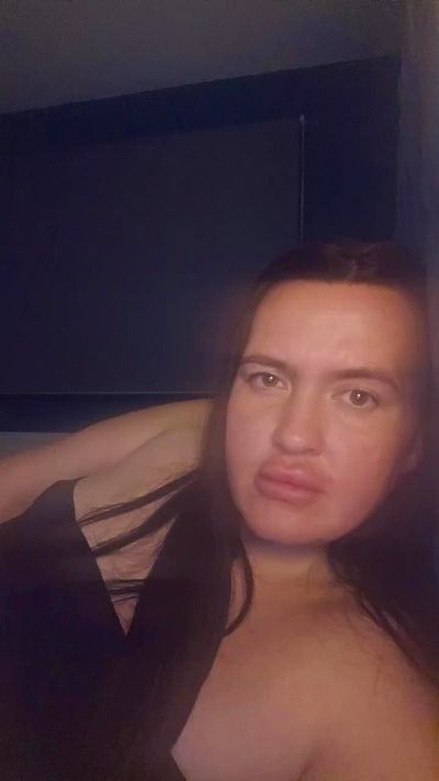 Wetwipeanddry's sex show image