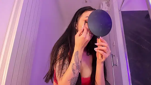 Изображение секс-шоу модели realhotfallingdevil