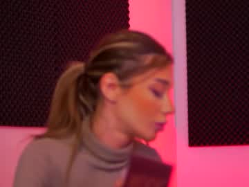 ellieredd's sex show image