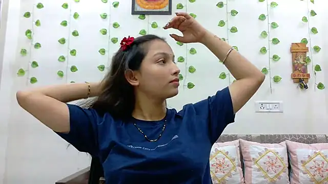 Изображение секс-шоу модели Aleena_Rai Изображение секс-шоу модели Aleena_Rai