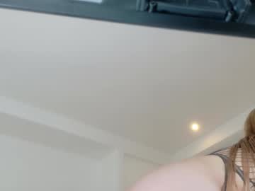 ohmysweetkitty's sex show image ohmysweetkitty's sex show image