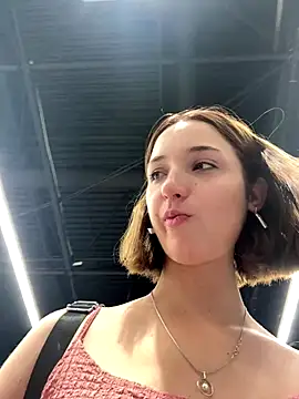 DollyTall's sex show image