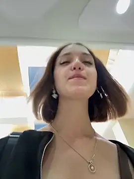 DollyTall's sex show image