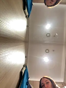 DollyTall's sex show image