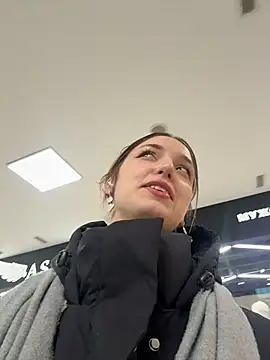 DollyTall's sex show image